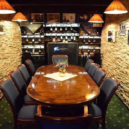 Grand - Boutique 4* Piest'any